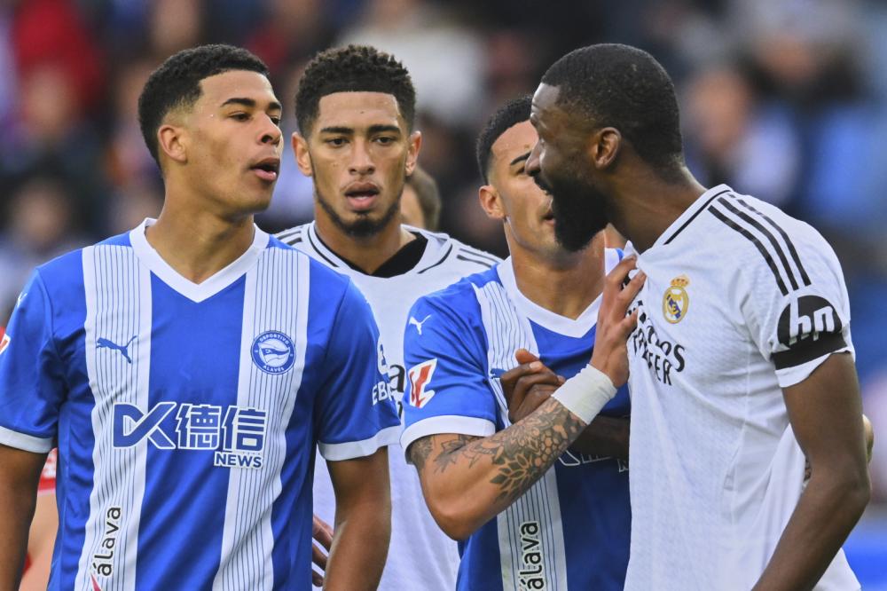 史詩般的突 史詩般的突